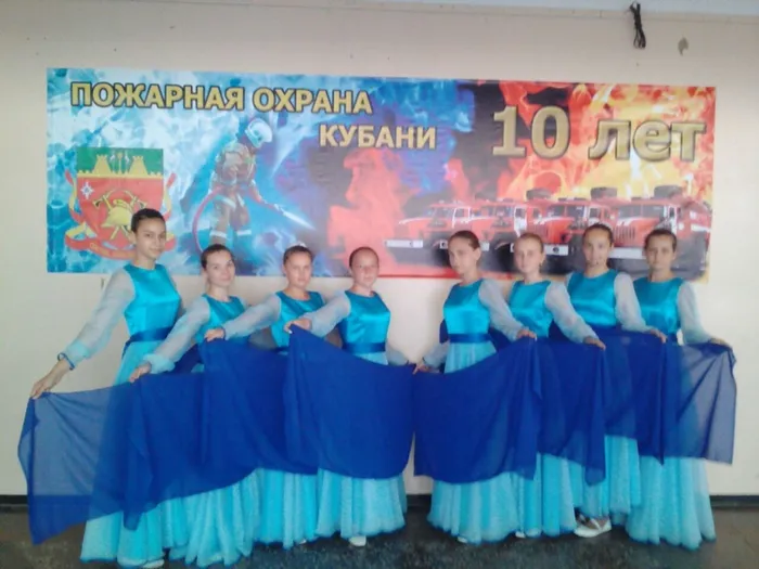 детский танцевальный коллектив Сюрприз п. Красносельский