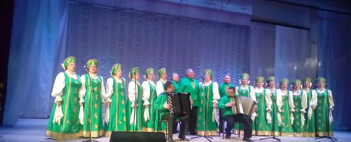 выступление народного хора ветеранов Журавушка рук.Михаил Агафонов.