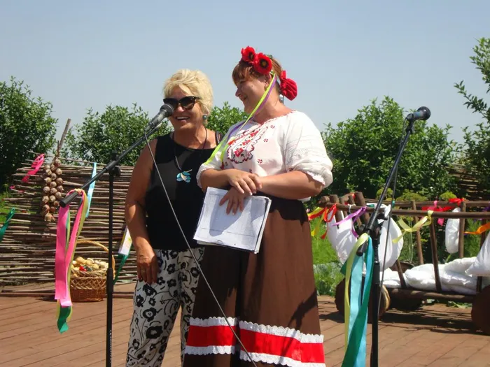Участник конкурса частушки на подворье Вареничная