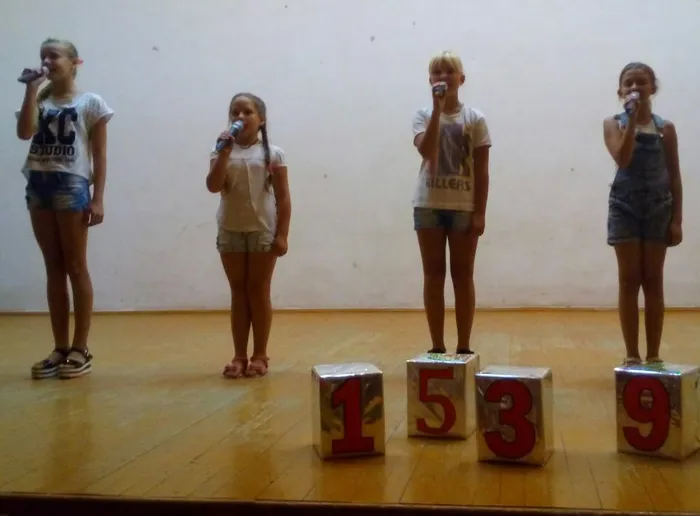 Позеавательная программа Наши права Дом культуры пос. Красносельский