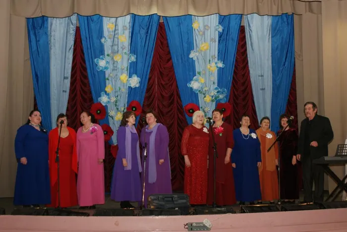 вокальный ансамбль Зоренька ЦКД Отрадо- Кубанского сп рук Людмила Кравцова